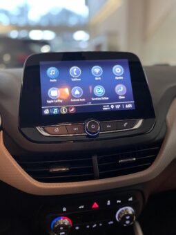 
										Chevrolet Onix Premier completo									