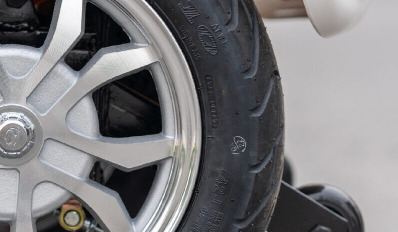 
								Triciclo Shino completo									