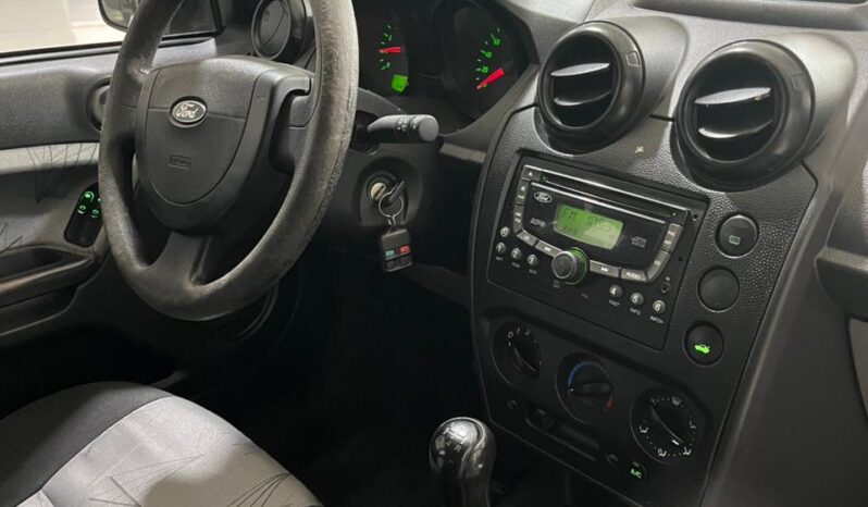 
								Ford Fiesta Ambiente Plus completo									