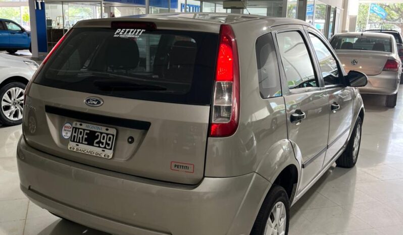 
								Ford Fiesta Ambiente Plus completo									