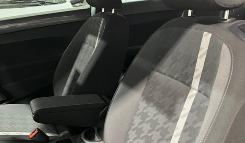 
								New Beetle TSI completo									