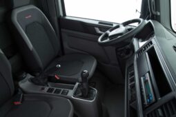 Volkswagen Constellation 9.180