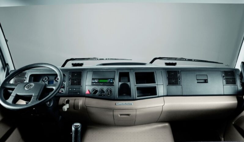 
								Volkswagen Constellation 17.280 completo									