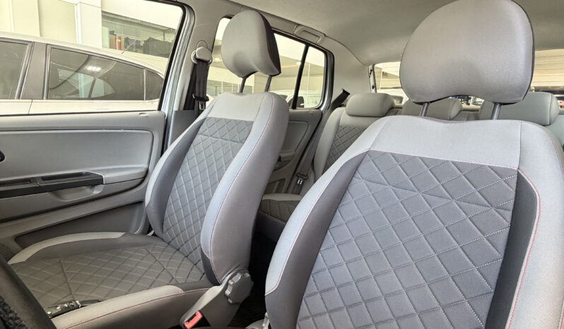 
								Volkswagen Fox Higline I – MOTION completo									