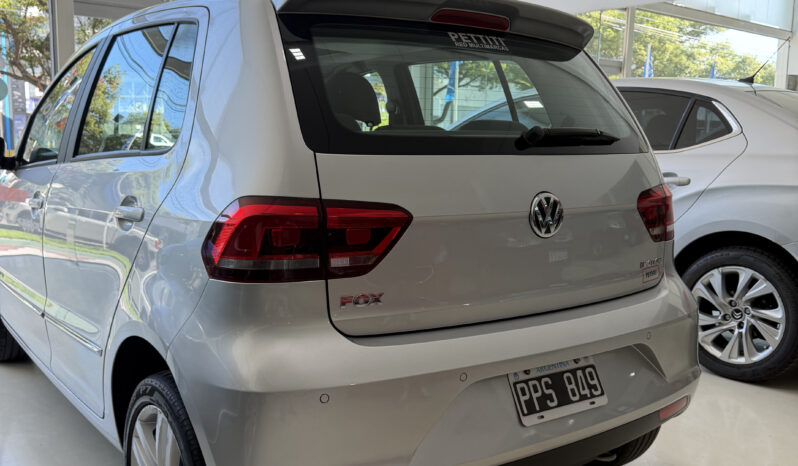 
								Volkswagen Fox Higline I – MOTION completo									
