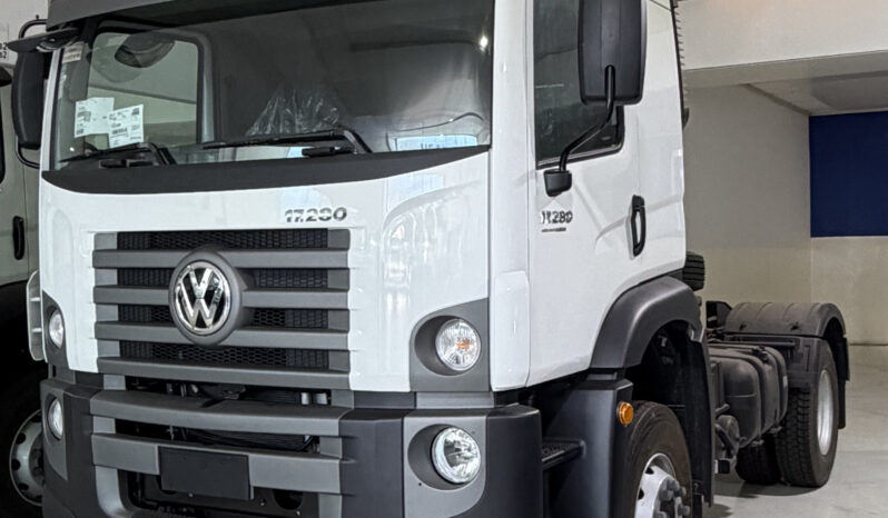 
								Volkswagen Constellation 17.280 completo									