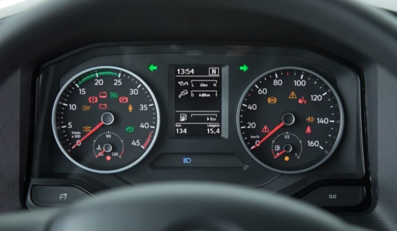 
								Volkswagen Constellation 9.180 completo									