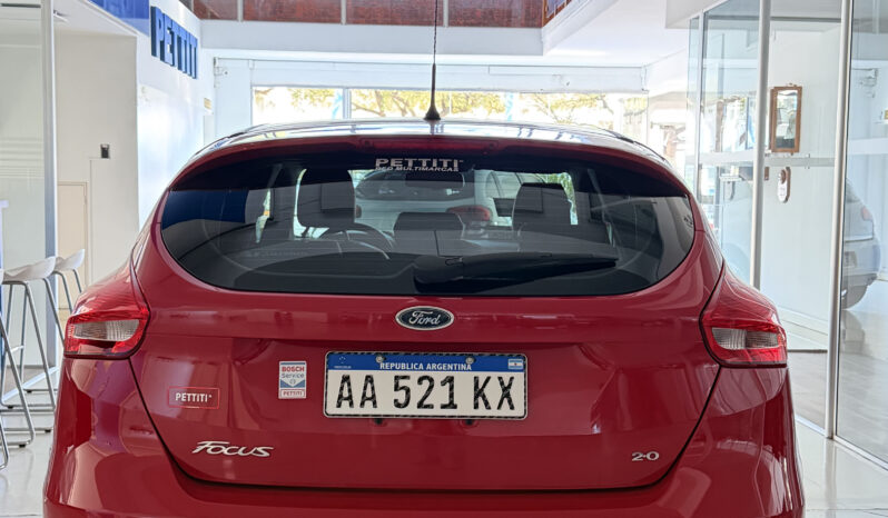 
								FORD FOCUS SE PLUS completo									