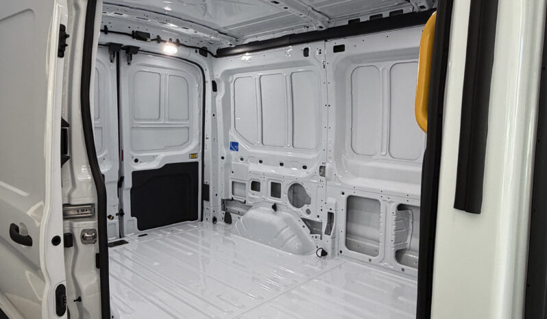 
								Ford Transit Furgón completo									