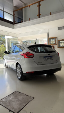 
										Ford Focus S 2017 completo									