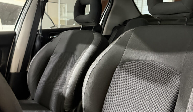
								Peugeot 207 Compact completo									