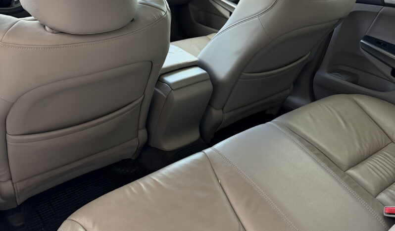 
								Honda Accord V6 completo									