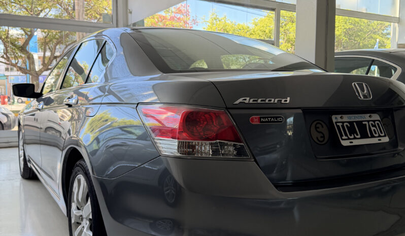 
								Honda Accord V6 completo									
