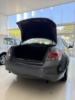 
										Honda Accord V6 completo									
