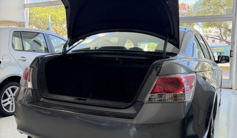 
								Honda Accord V6 completo									