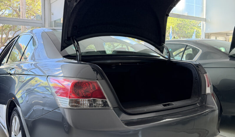 
								Honda Accord V6 completo									