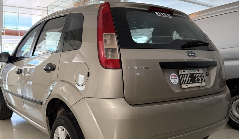 
								Ford Fiesta Ambiente Plus completo									