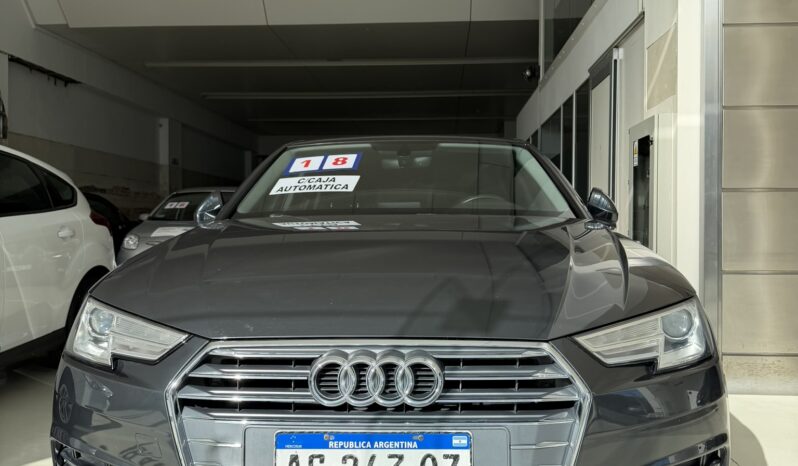 
								Audi A4 2.0 TFSI – 2018 completo									
