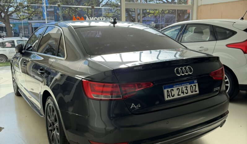 
								Audi A4 2.0 TFSI – 2018 completo									