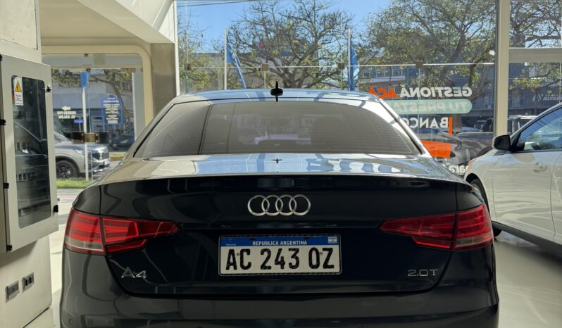 
								Audi A4 2.0 TFSI – 2018 completo									