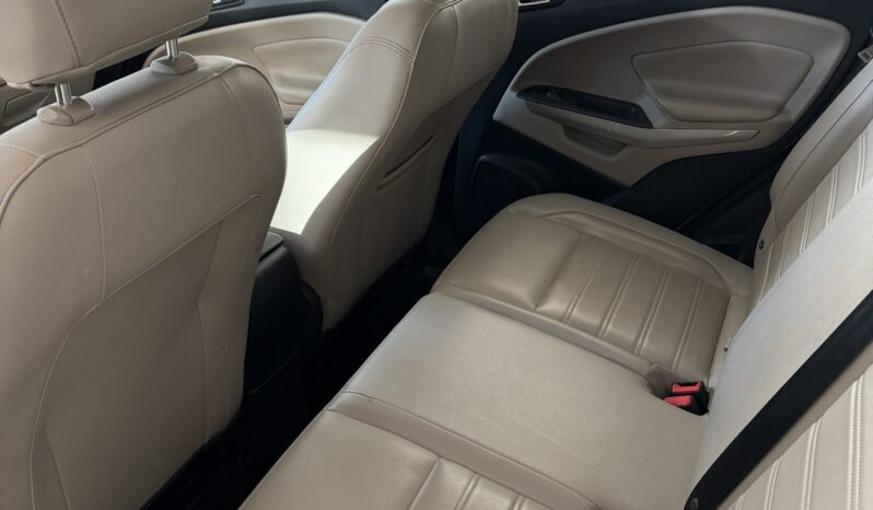 
								Ford EcoSport 2018 completo									