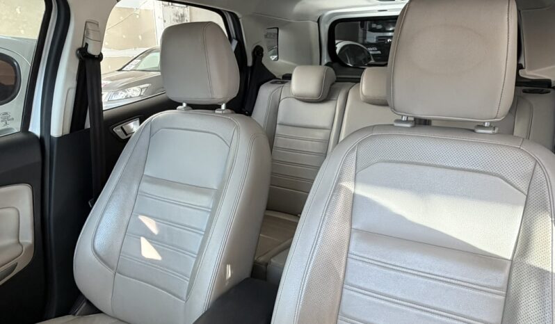
								Ford EcoSport 2018 completo									