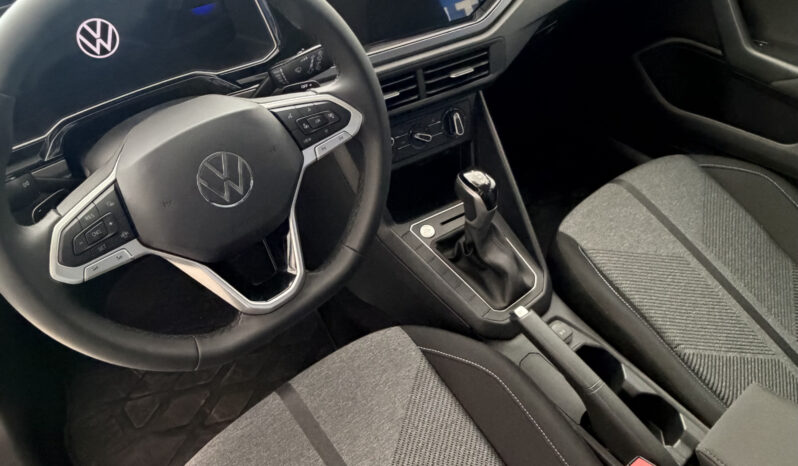 
								Volkswagen Nivus Comfortline completo									
