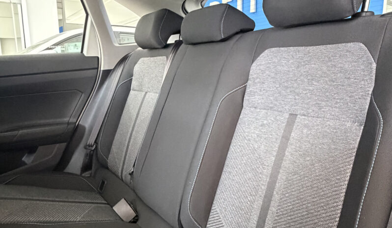 
								Volkswagen Nivus Comfortline completo									