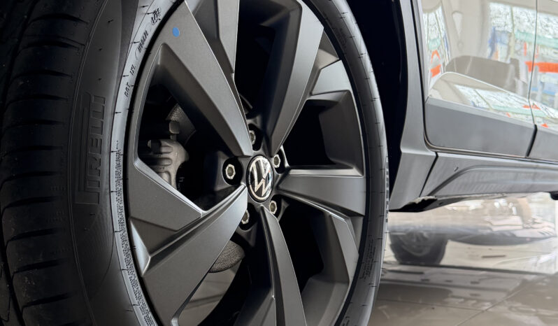 
								Volkswagen Nivus Comfortline completo									