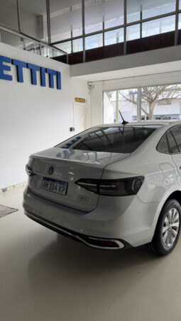 
										Volkswagen Virtus Comfortline completo									