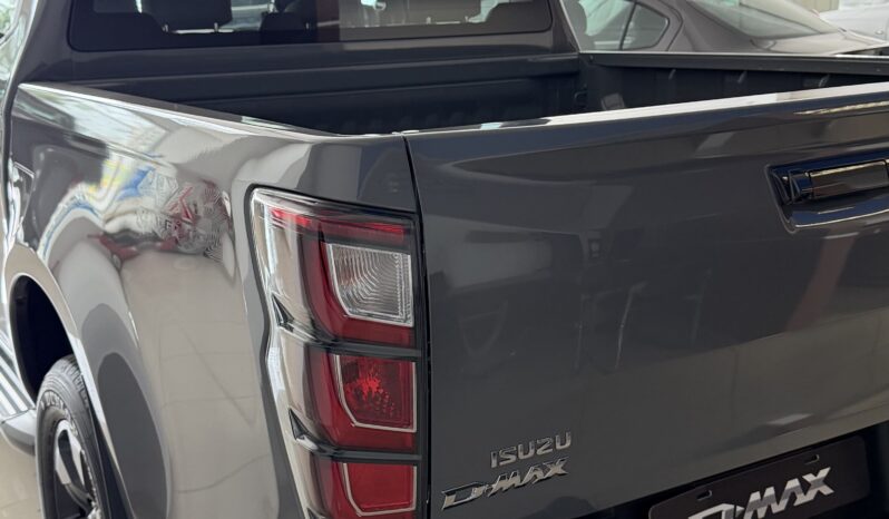 
								Isuzu D-Max 3.0 LSE completo									